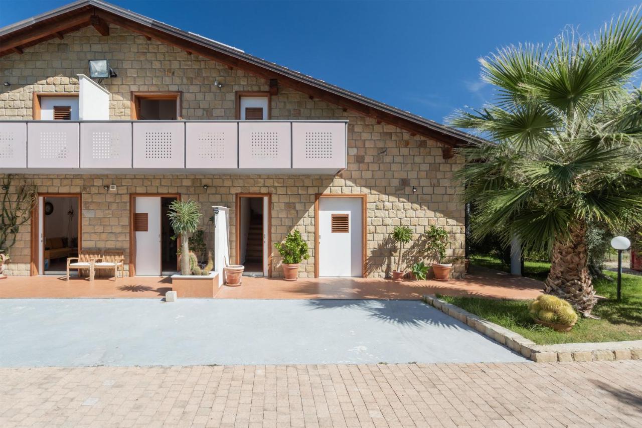 Villa Mendolia Ai Caracoli Termini Imerese Exterior photo